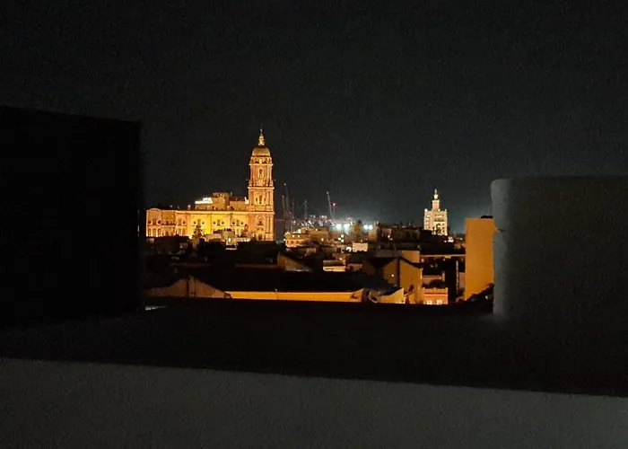 Penthouse With Solarium In The Center Of Malaga-Atico Con Solarium En El Centro De Malaga